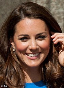 article-2259693-141F68CB000005DC-100_306x423